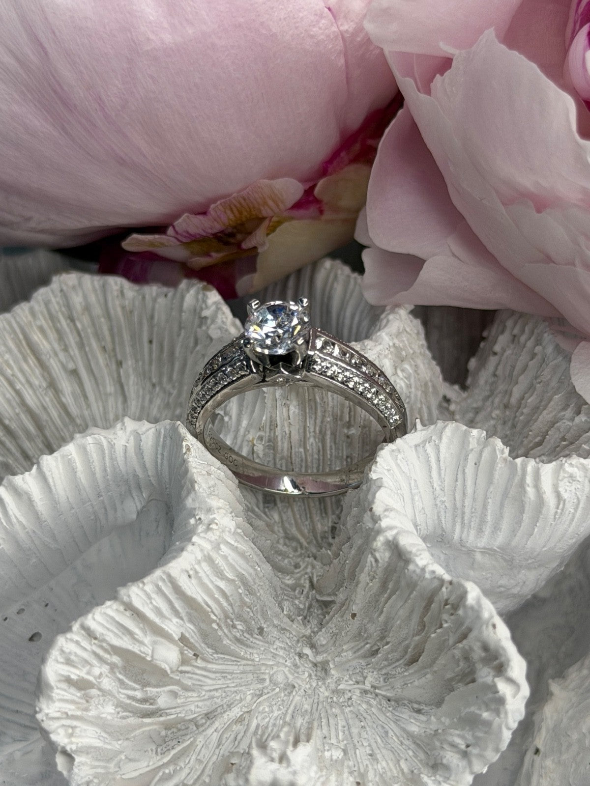 GOC 925 Sterling Silver tcw 1.32 Cz  Ring Size 7