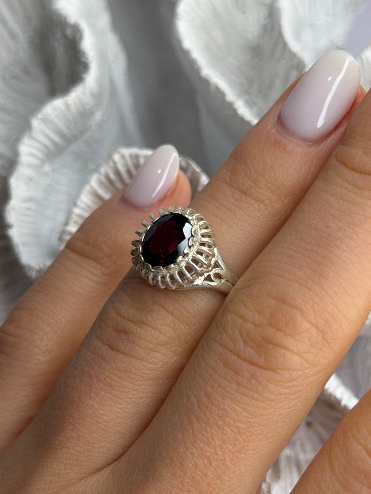 925 Sterling Silver Garnet Ring Size 5