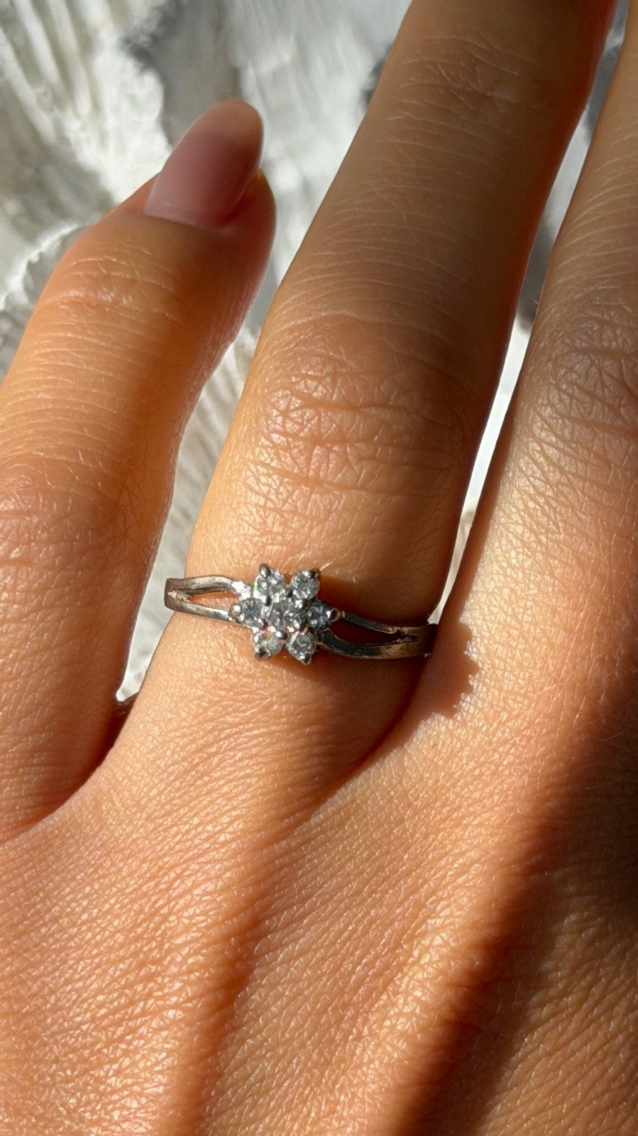 925 Sterling Silver White Topaz Flower Ring Size 6