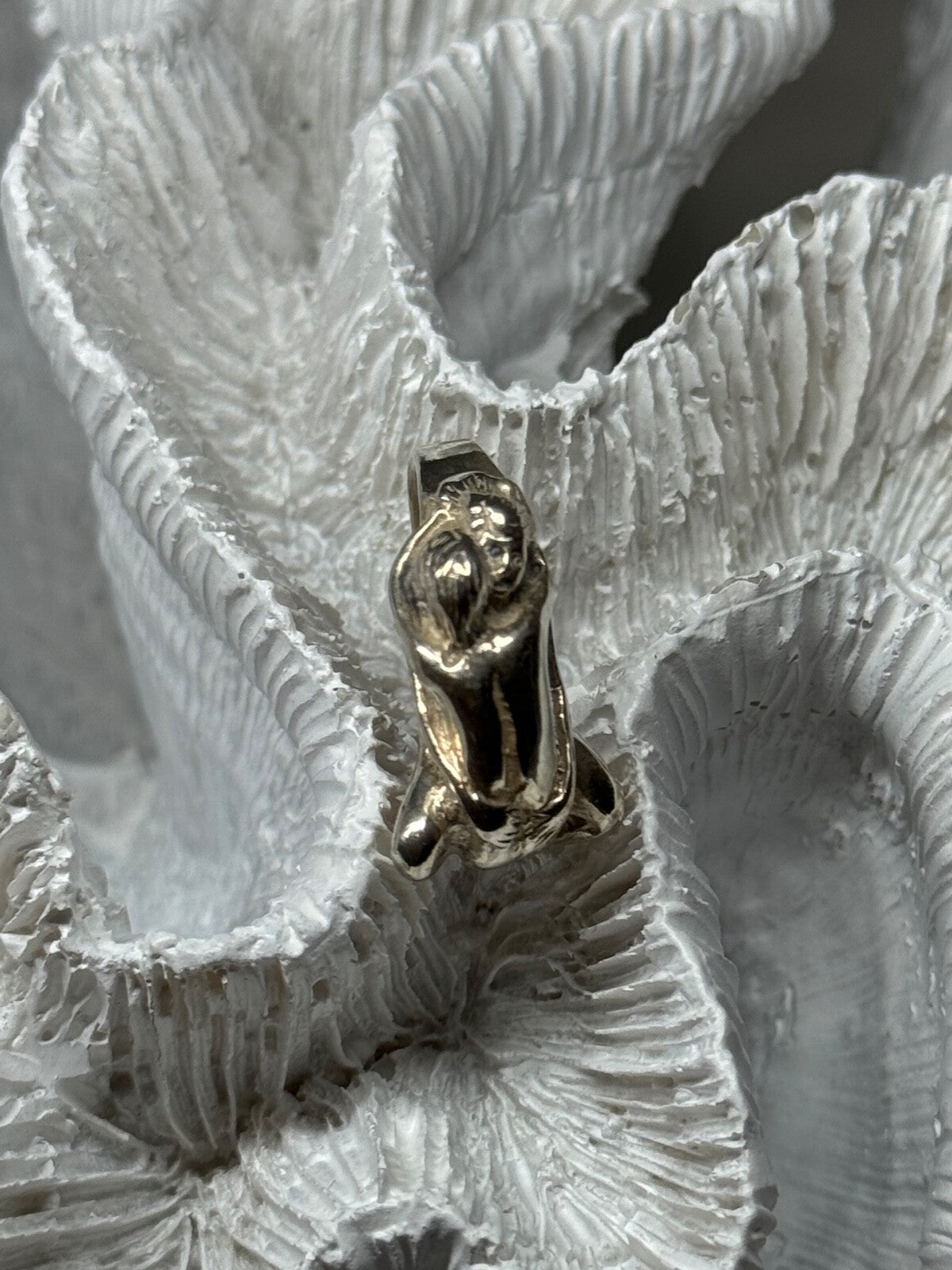 925 Sterling Silver Kamasutra Ring Size 7