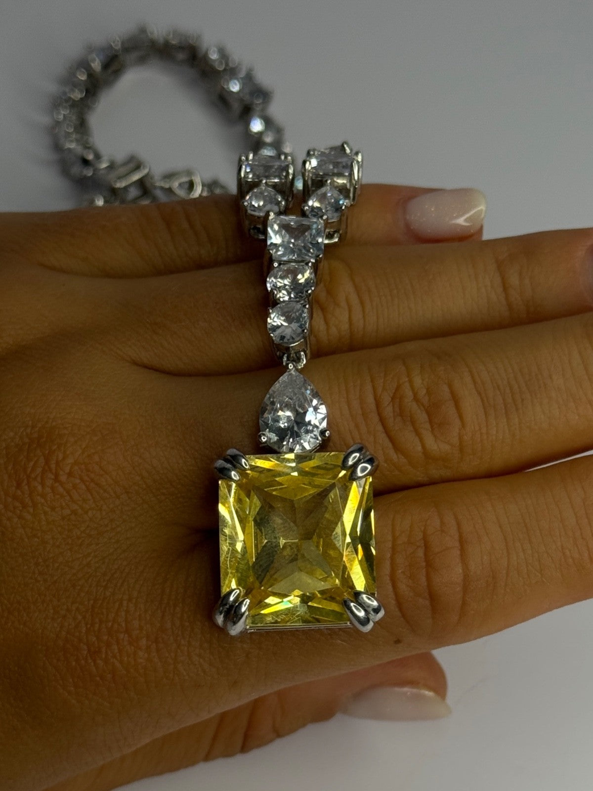 Beautiful 925 Sterling Silver Citrine & Beryl Necklace Length 18 Inch