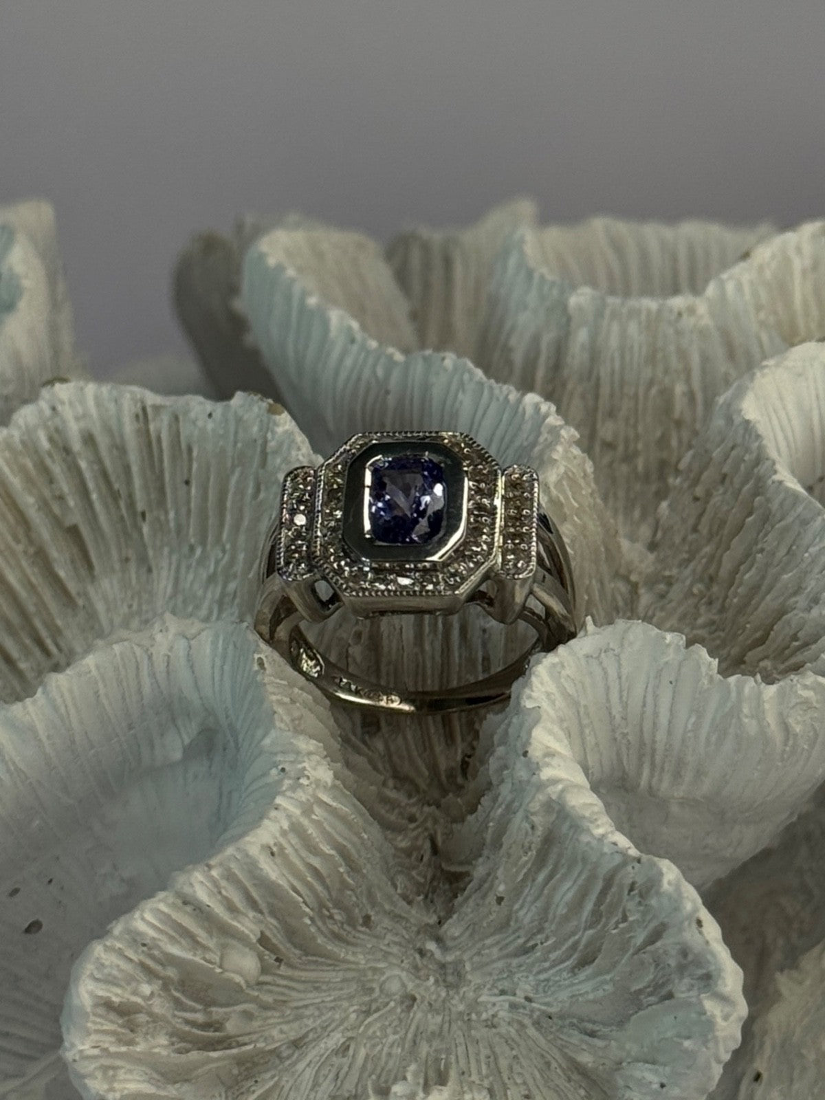 14K White Gold Tanzanite & Diamond Ring Size 6