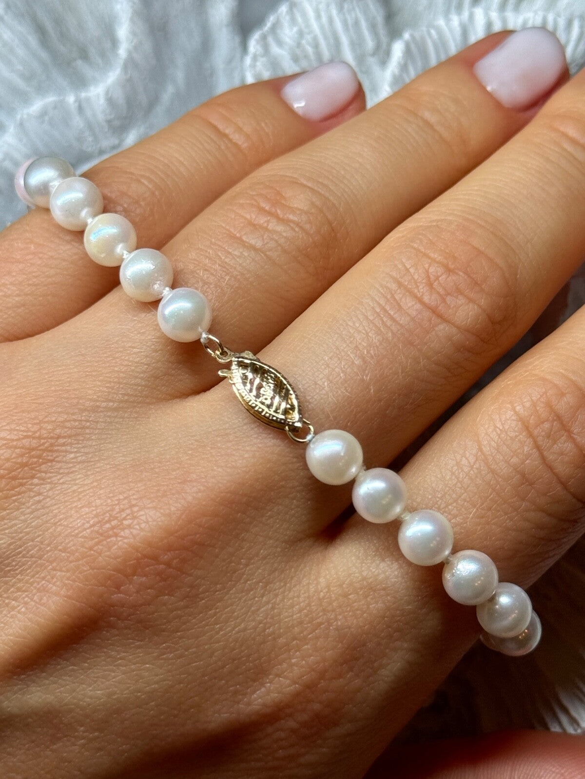 14K Yellow Gold Clasp Fresh Water Pearl Bracelet 7 Inch
