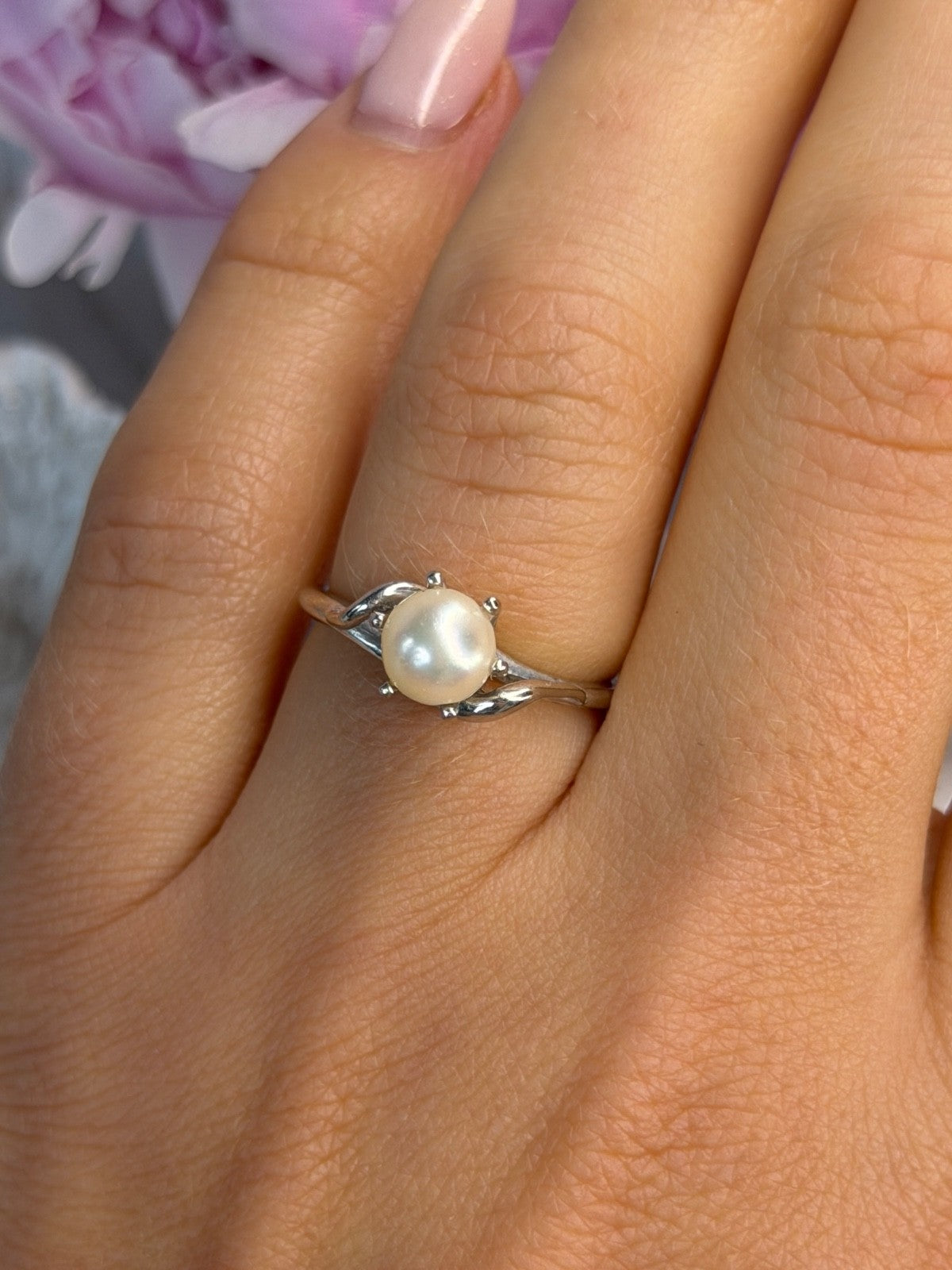 La Pais 14K White Gold Pearl Ring Size 6.5