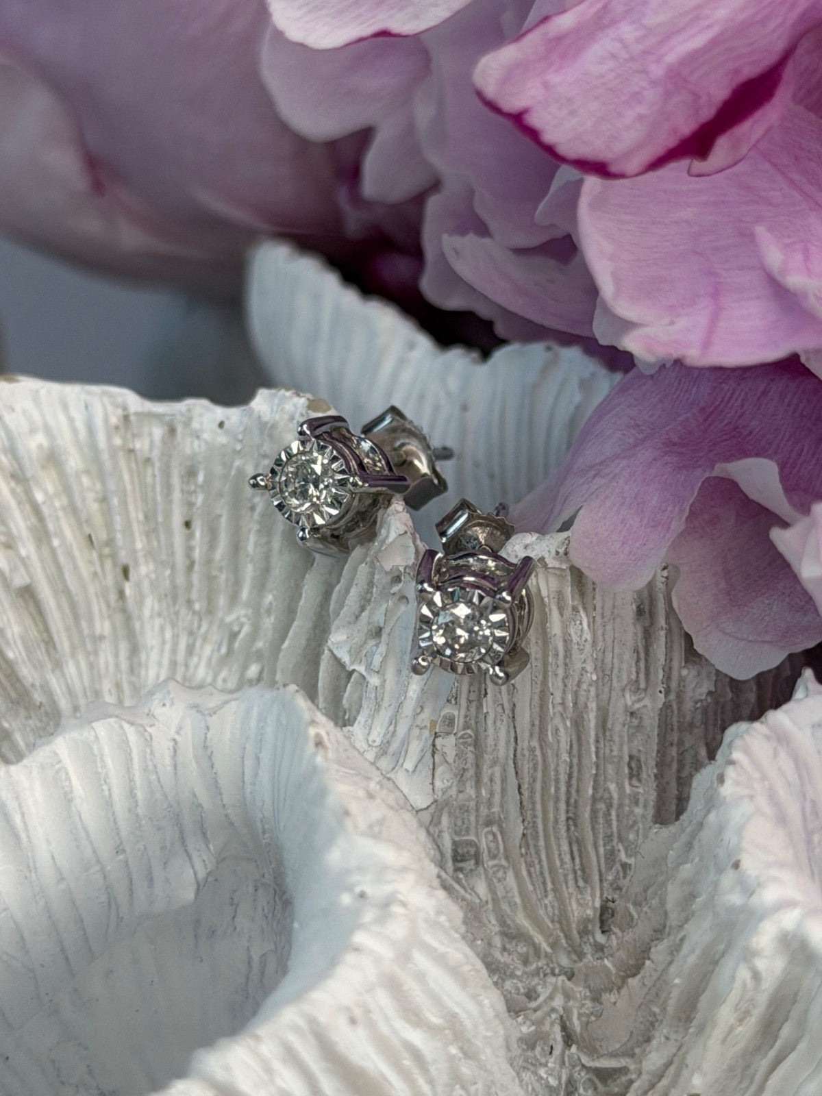 ZEI 14K White Gold Diamond tcw 0.14 ct Stud Earrings