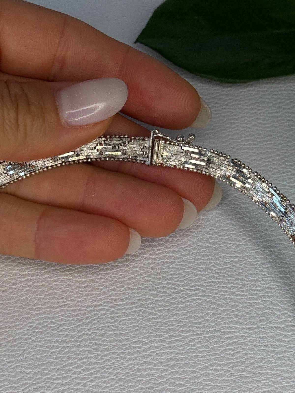 Elegant Italy 925 Sterling Silver Necklace Length 17.5 Inch