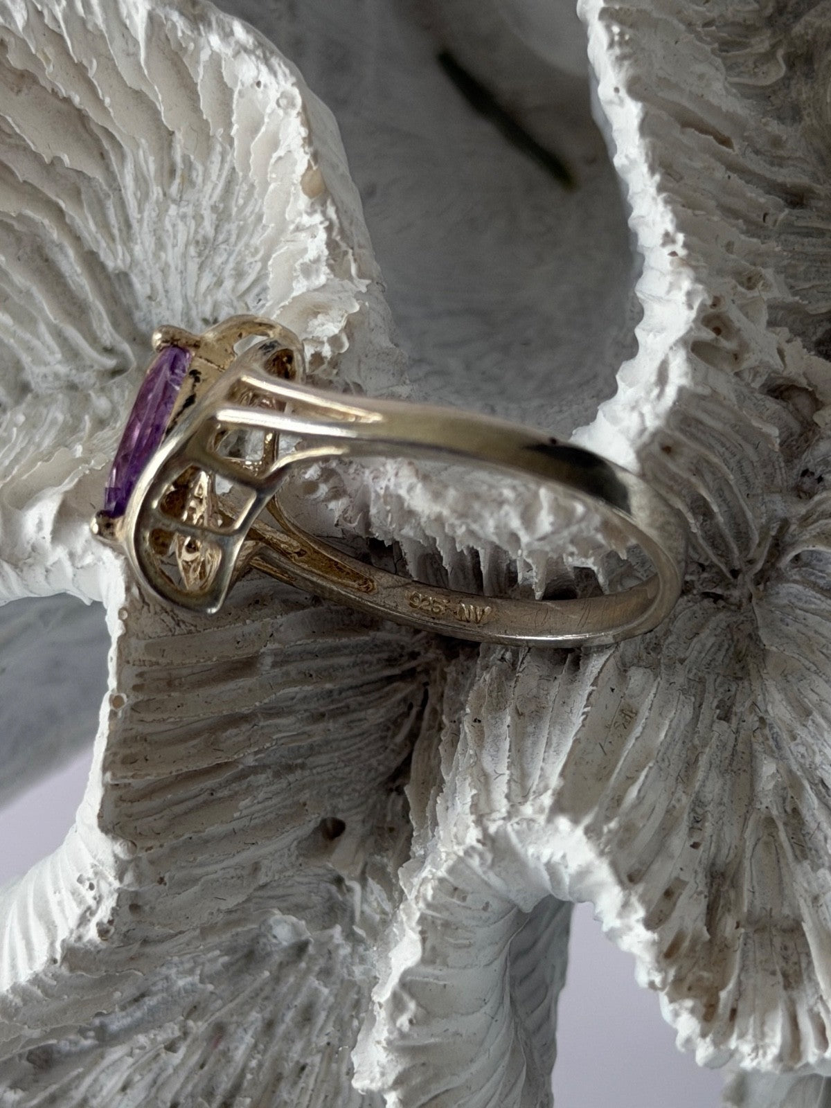 Avon 925 Sterling Silver Amethyst Ring Size 10