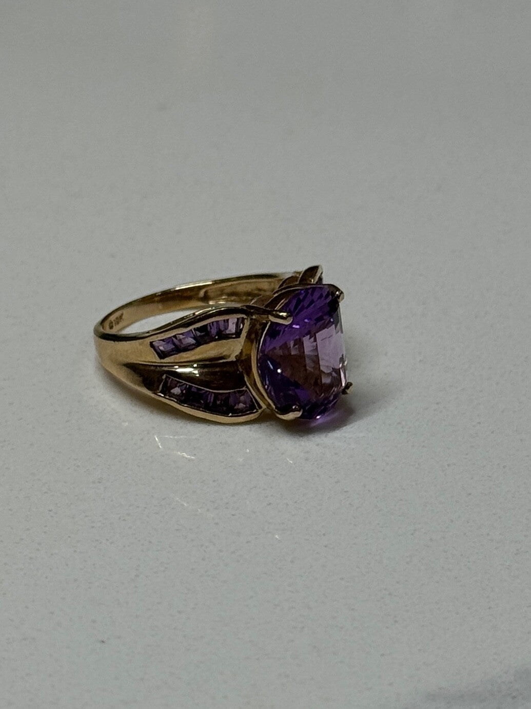 10K Yellow Gold Amethyst Ring Size 7