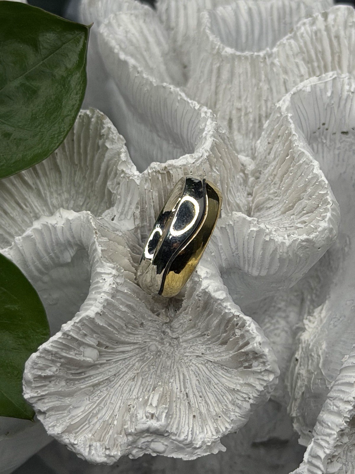 925 Sterling Silver & Yellow Gold Plated Ring Size 7
