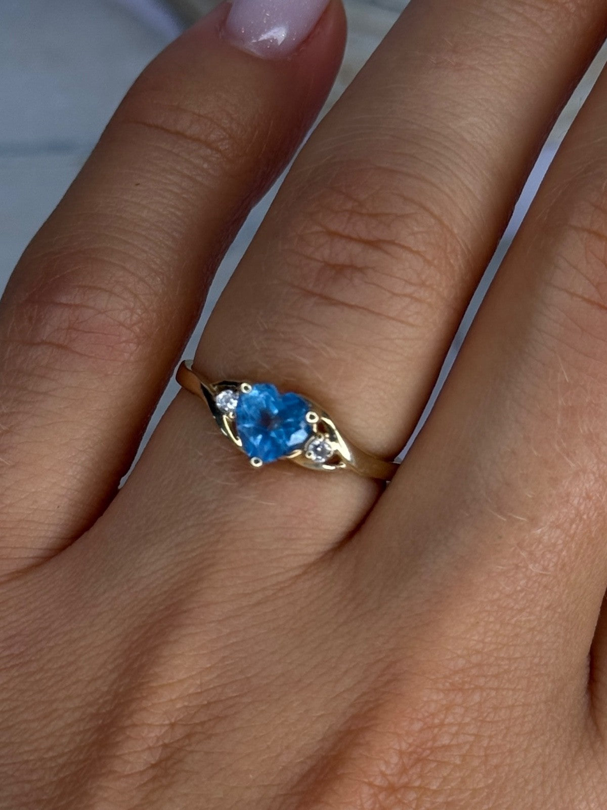 10K Yellow Gold Blue Topaz Heart & Diamonds Ring Size 7