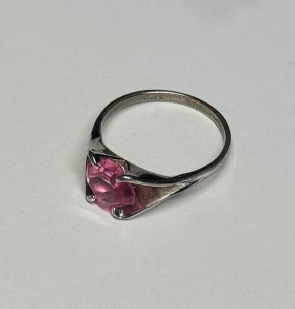 925 Sterling Silver Pink Topaz Ring Size 5