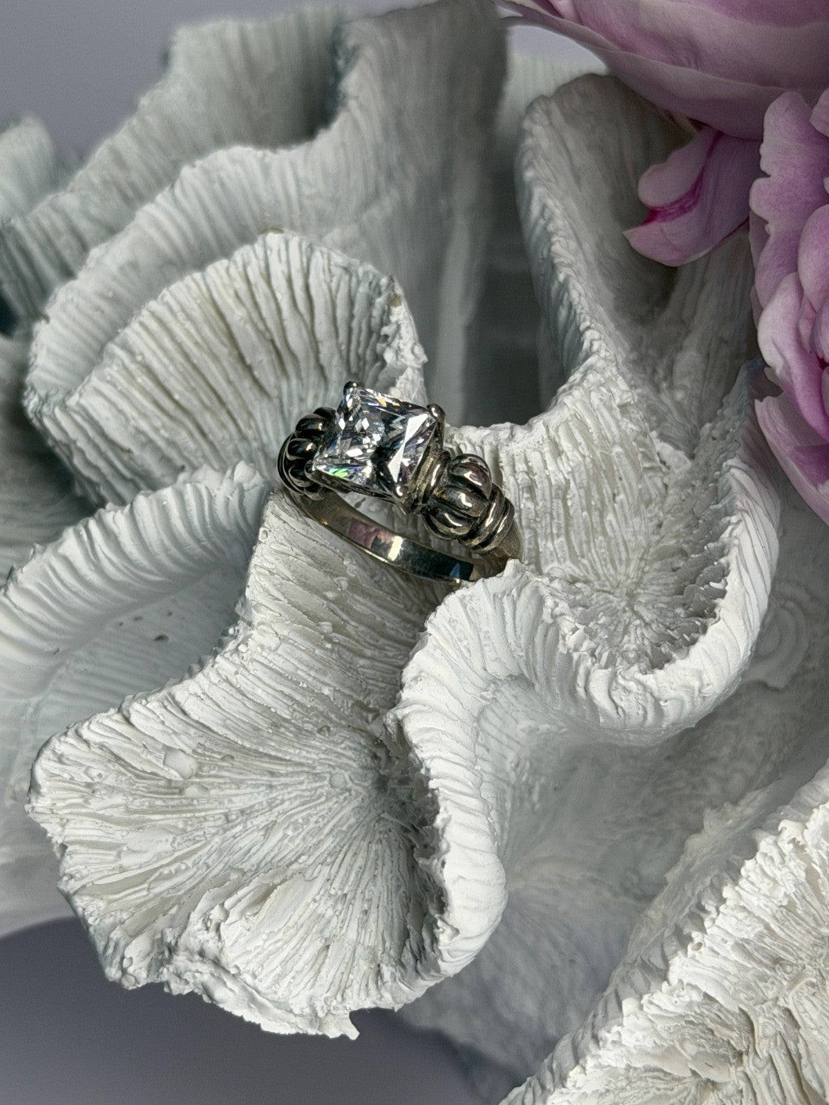 Vintage 925 Sterling Silver Cz Ring Size 8