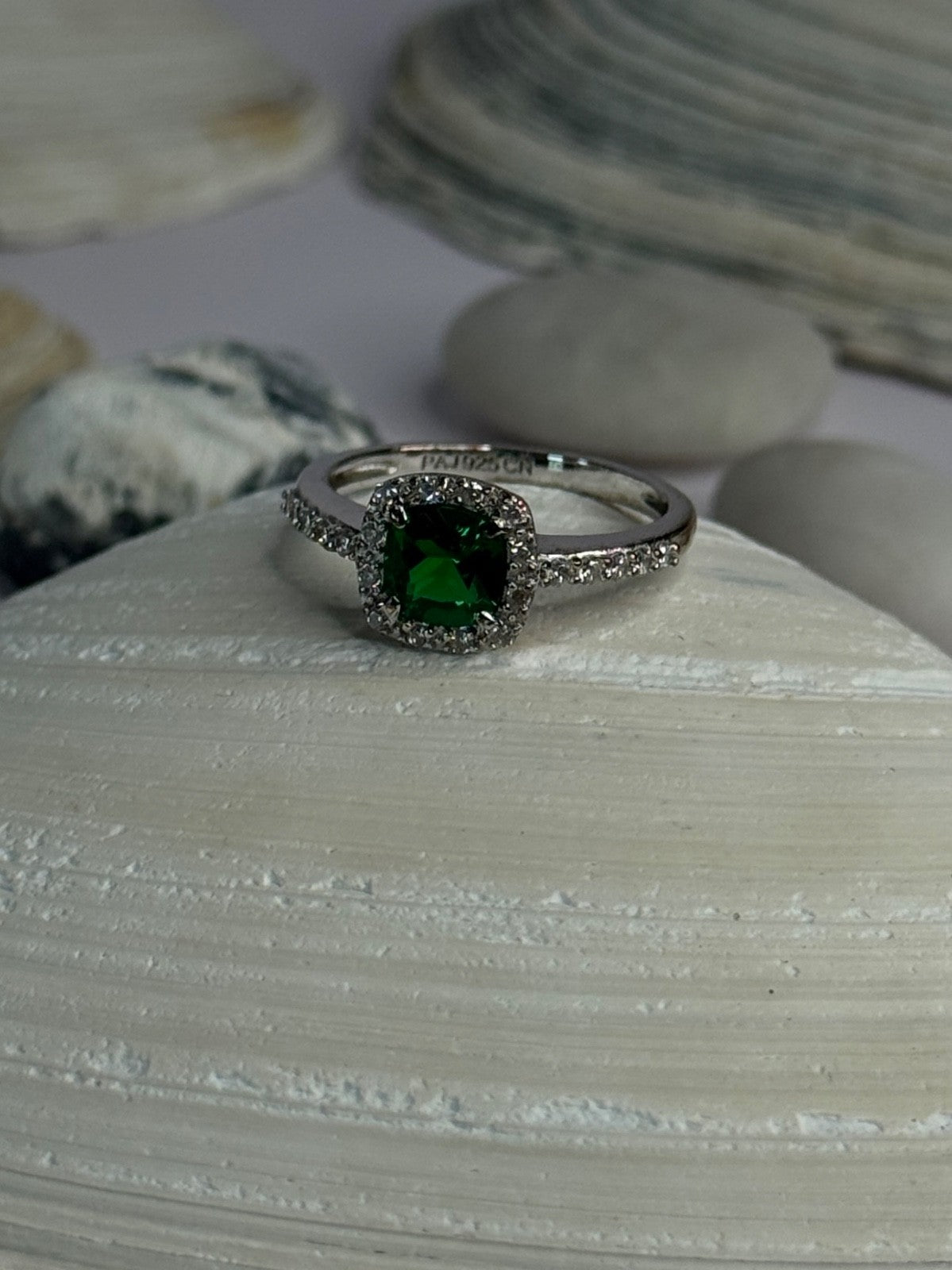925 Sterling Silver Emerald & Beryl Ring Size 7