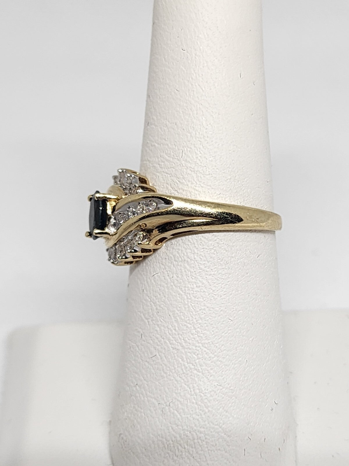 10K Yellow Gold Blue & White Sapphire Ring Size 6
