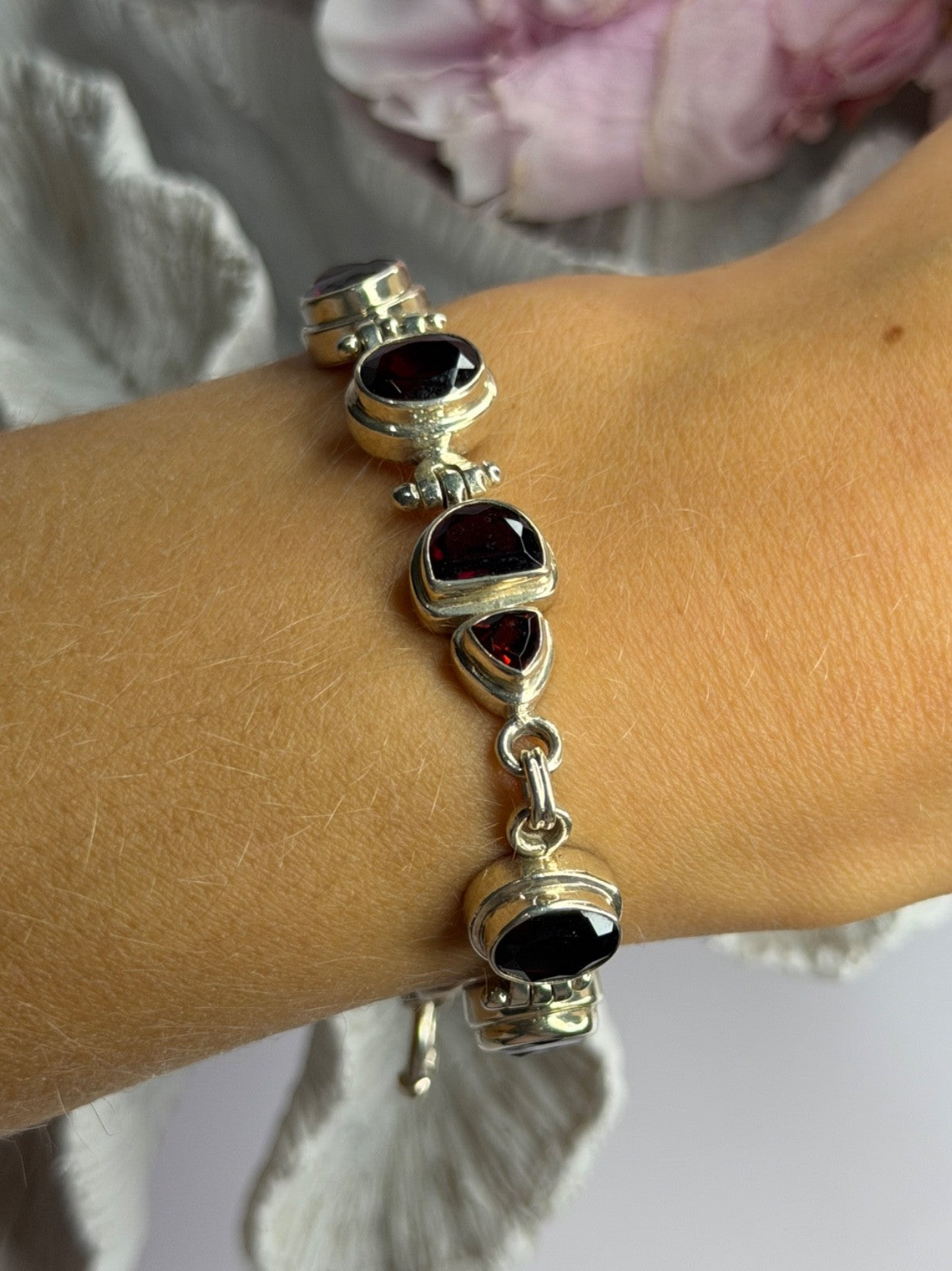 925 Sterling Silver Garnet Bracelet Length 7-7.5
