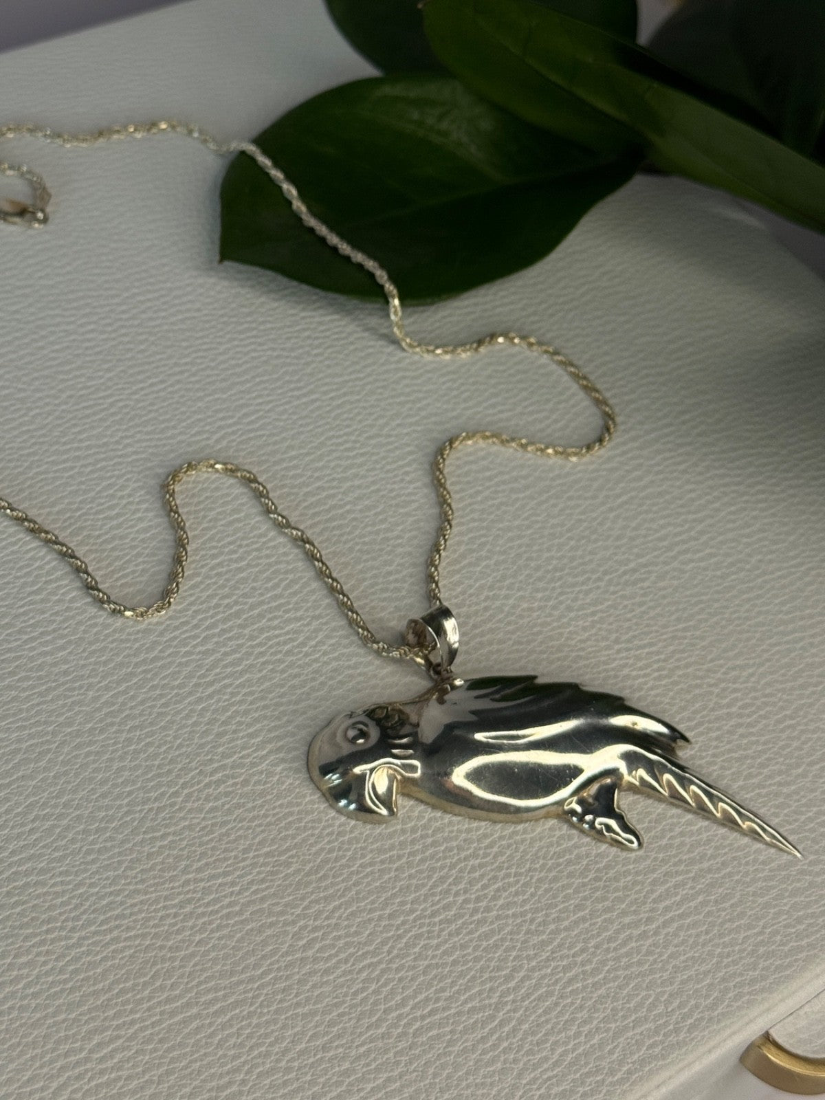 925 Sterling Silver Bird Necklace Length 20 Inch