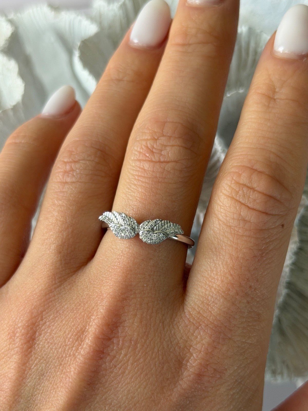 925 Sterling Silver Angel Wings Cz Ring Size 9