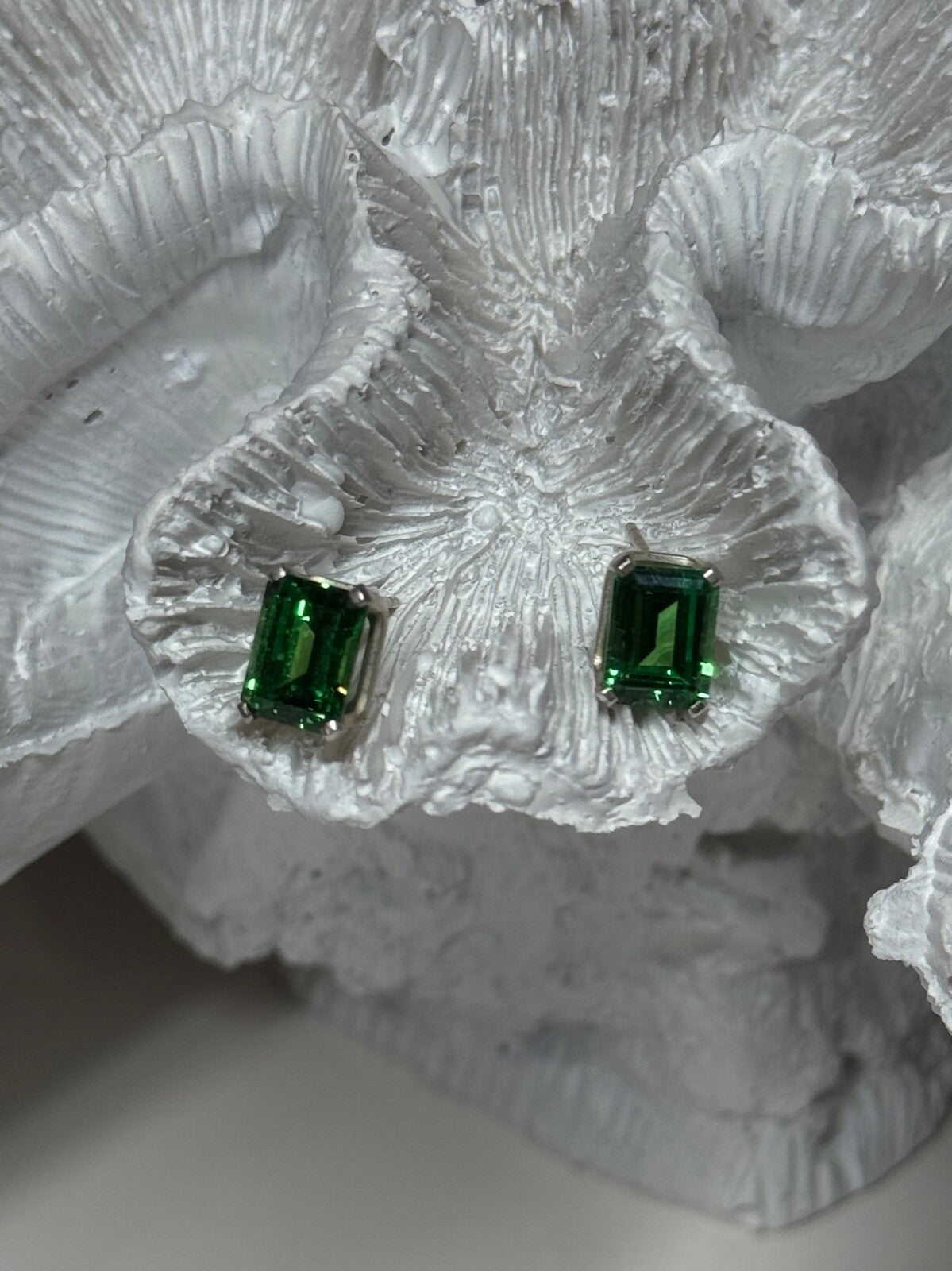 925 Sterling Silver Green Peridot Earrings Length 8 Mm
