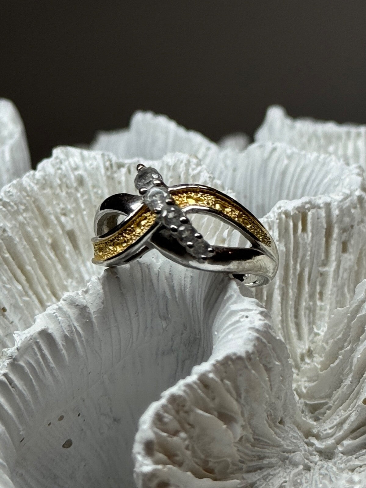 925 Sterling Silver Gold Plated Part White Beryl Ring Size 6.5