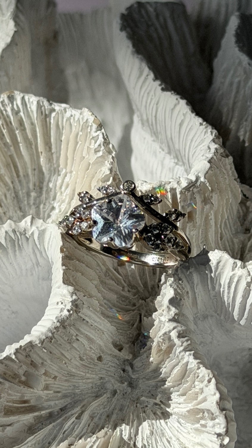 925 Sterling Silver White Topaz Flower Ring Size 5