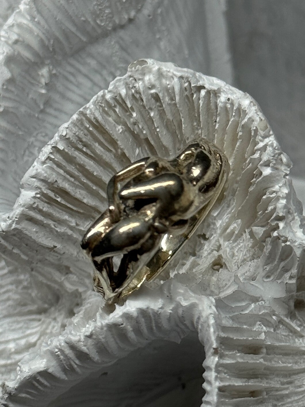 925 Sterling Silver Kamasutra Ring Size 8