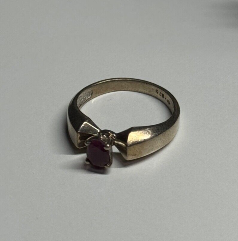 925 Sterling Silver Ruby Ring Size 6