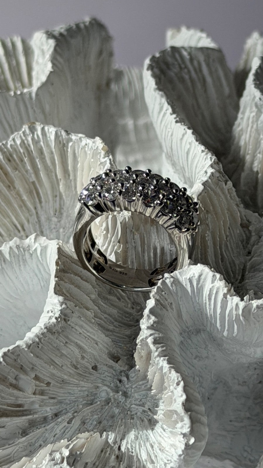 Beautiful 925 Sterling Silver Cz Ring Size 5