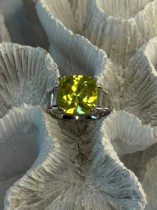 Shiny 925 Sterling Silver Cz Ring Size 7