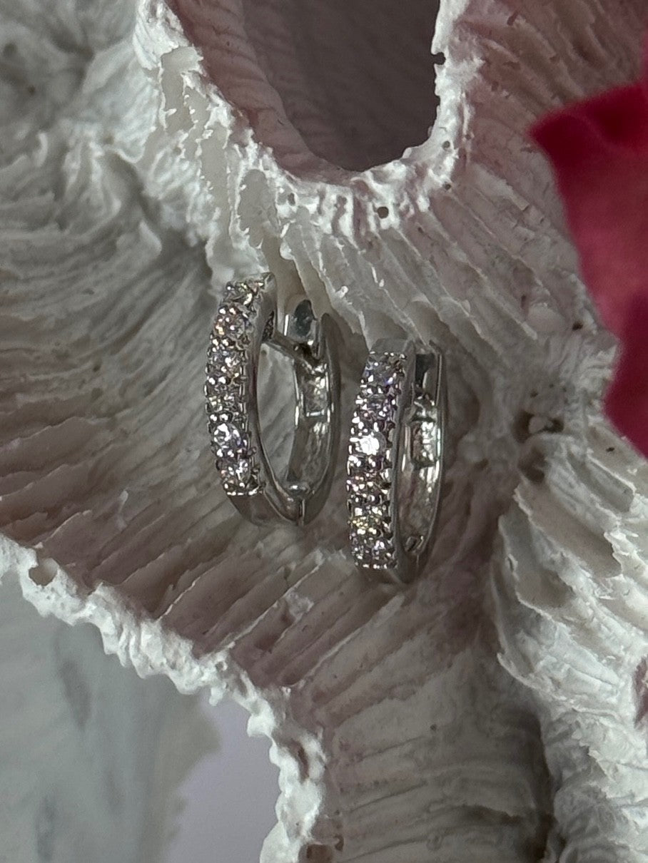 14K White Gold Diamonds 0.18 carats Earrings