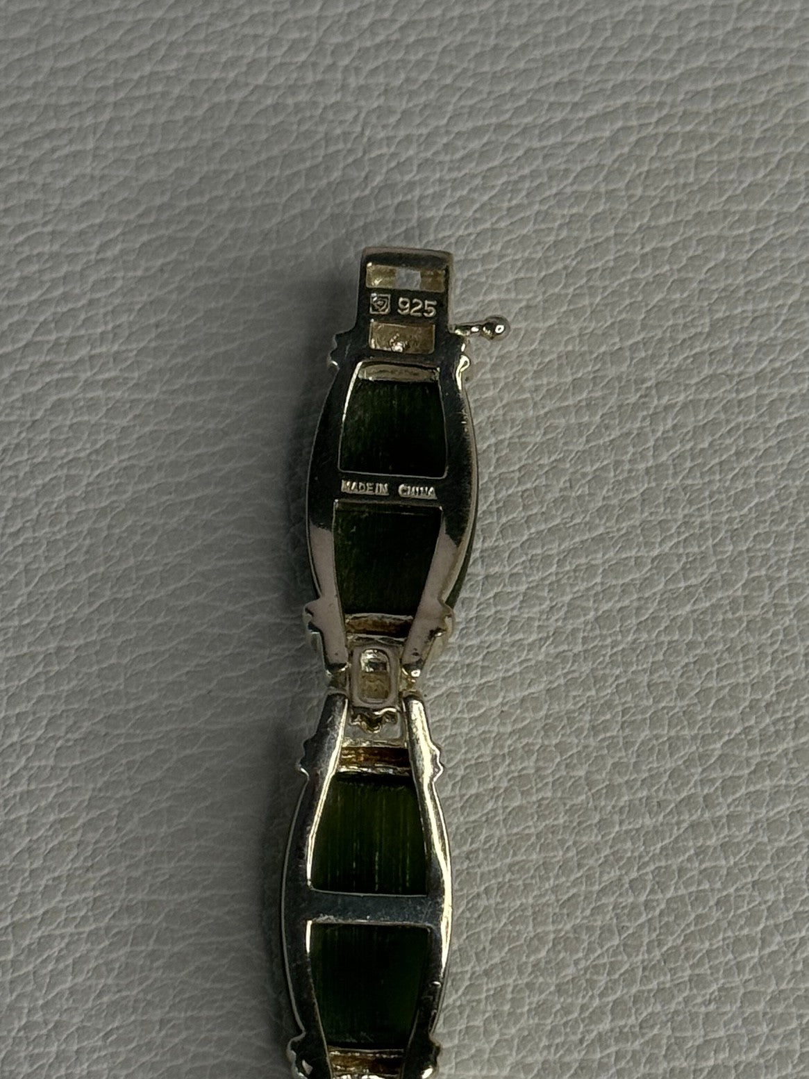 925 Sterling Silver Green Nephrite Bracelet Length 7.5