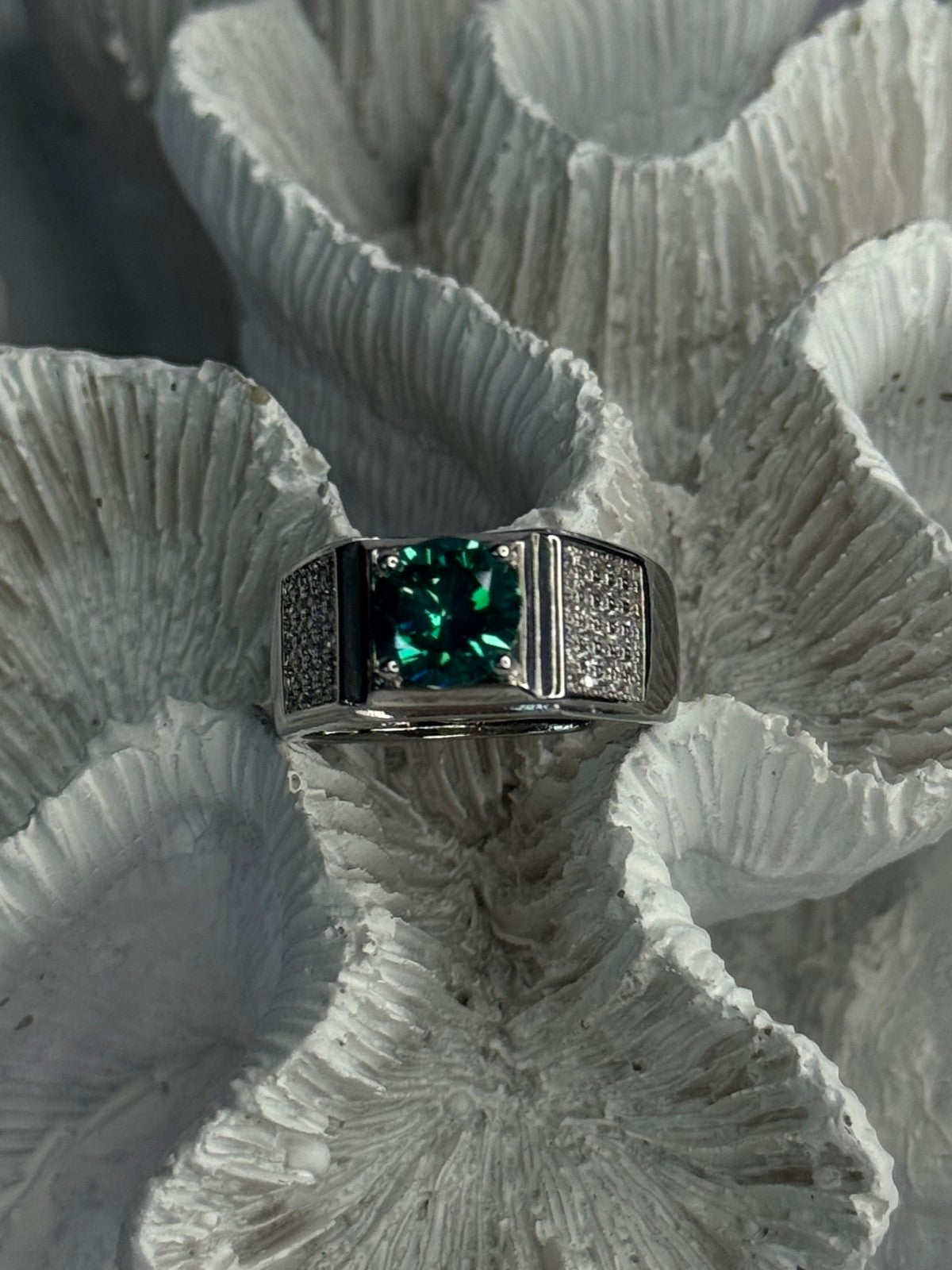 Mens 925 Sterling Silver CZ Ring Sizable 9