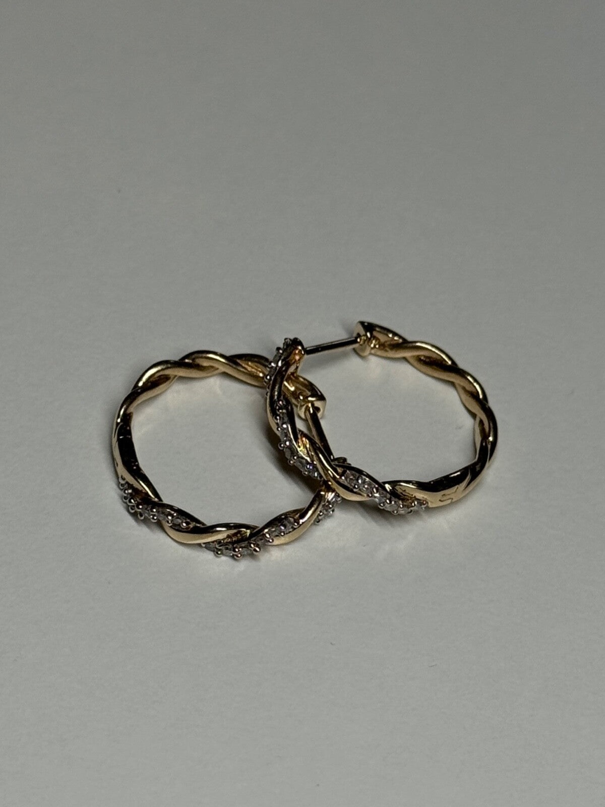 10K Yellow Gold Diamonds 0.3 Carat Earrings Length 18 mm