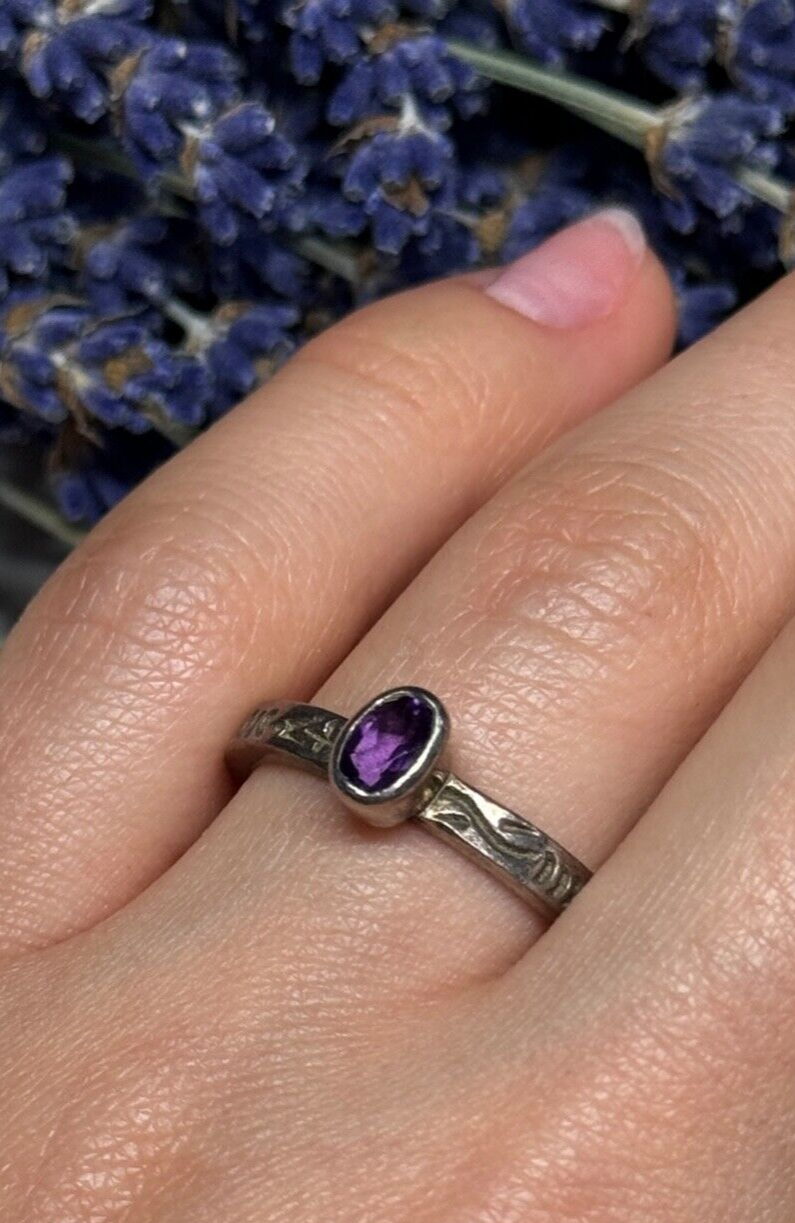 925 Sterling Silver Amethyst Ring Size 6