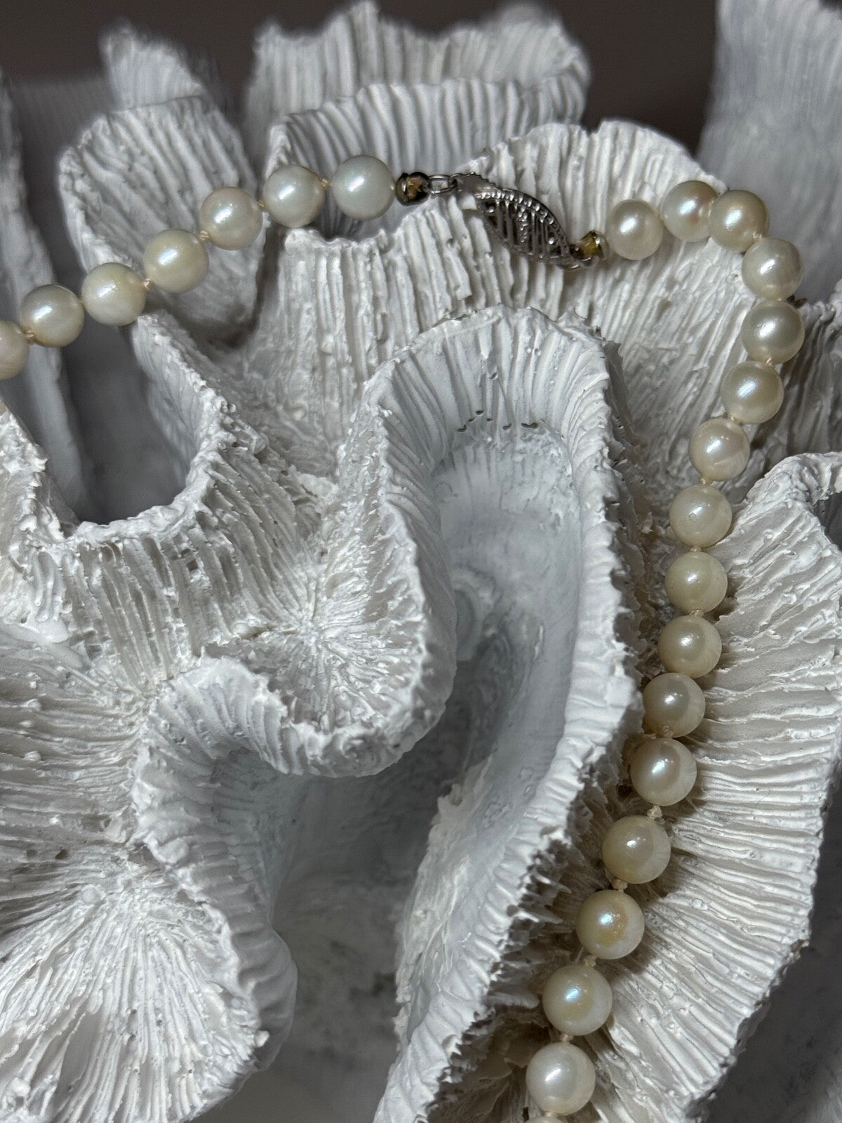 14K White Gold Pearl Necklace Length 23 Inch