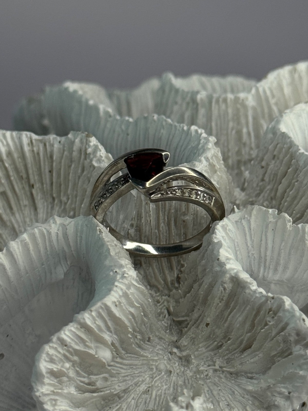 925 Sterling Silver Garnet & Beryl Ring Size 6.5
