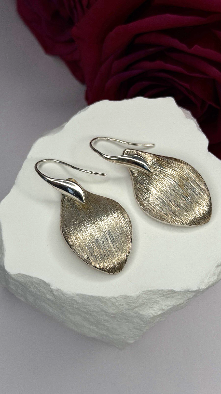 Elegant Italy 925 Sterling Silver Leaf Earrings