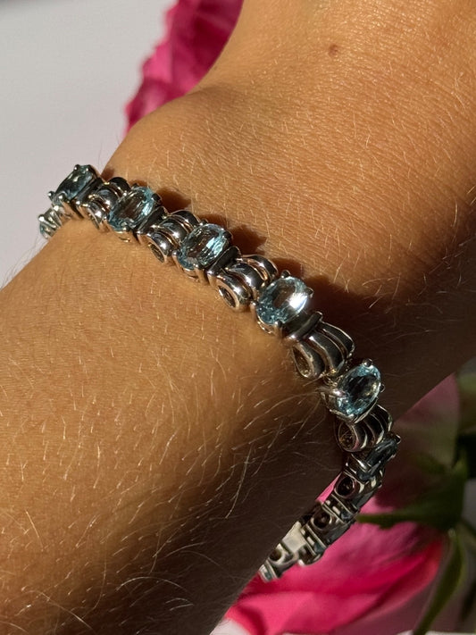 925 Sterling Silver Blue Topaz Bracelet 7.5 Inch