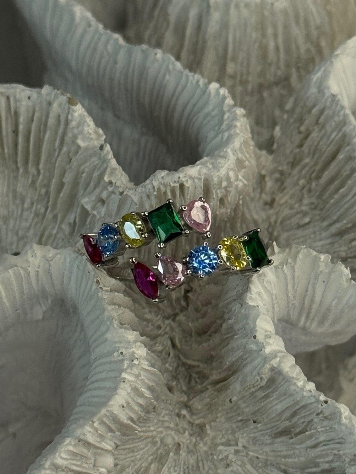 925 Sterling Silver Ring Multicolor CZ Size 7 Sizable