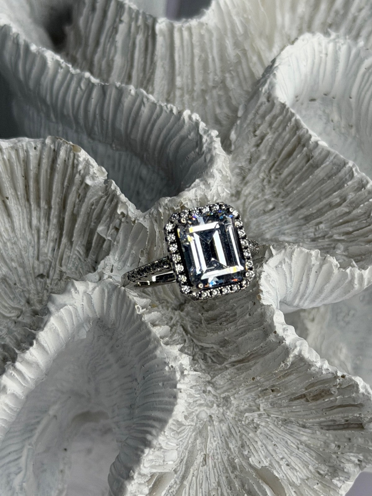 Swarovski 925 Sterling Silver Ring Size 6