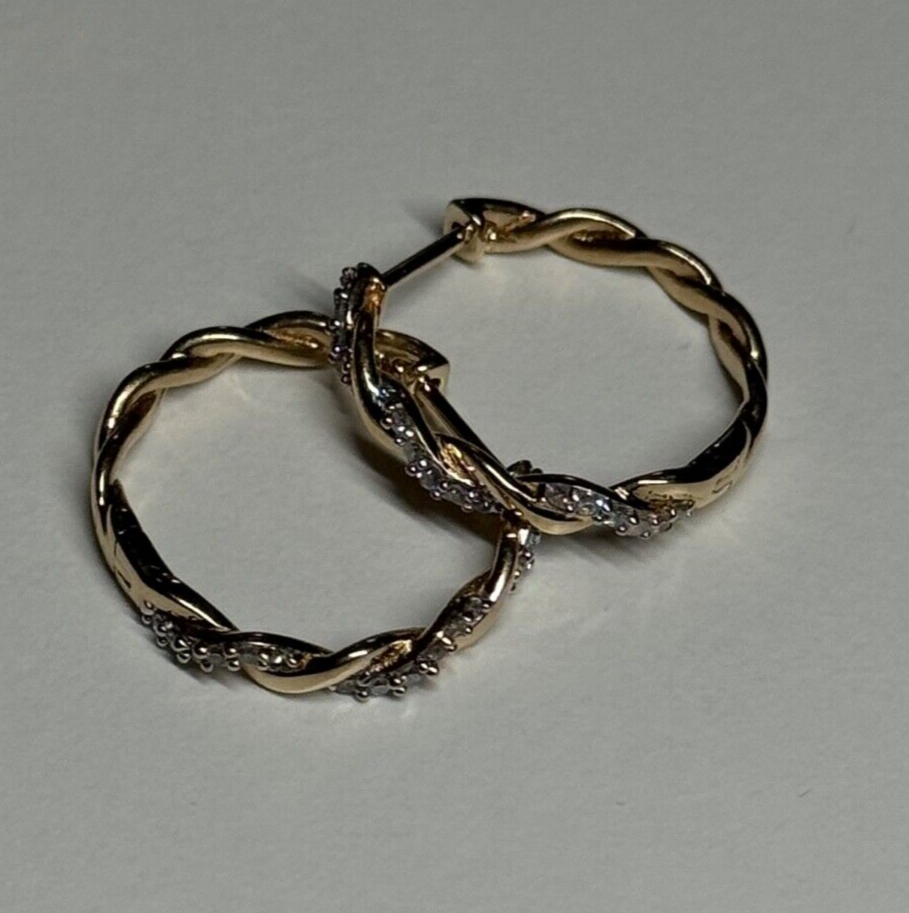 10K Yellow Gold Diamonds 0.3 Carat Earrings Length 18 mm