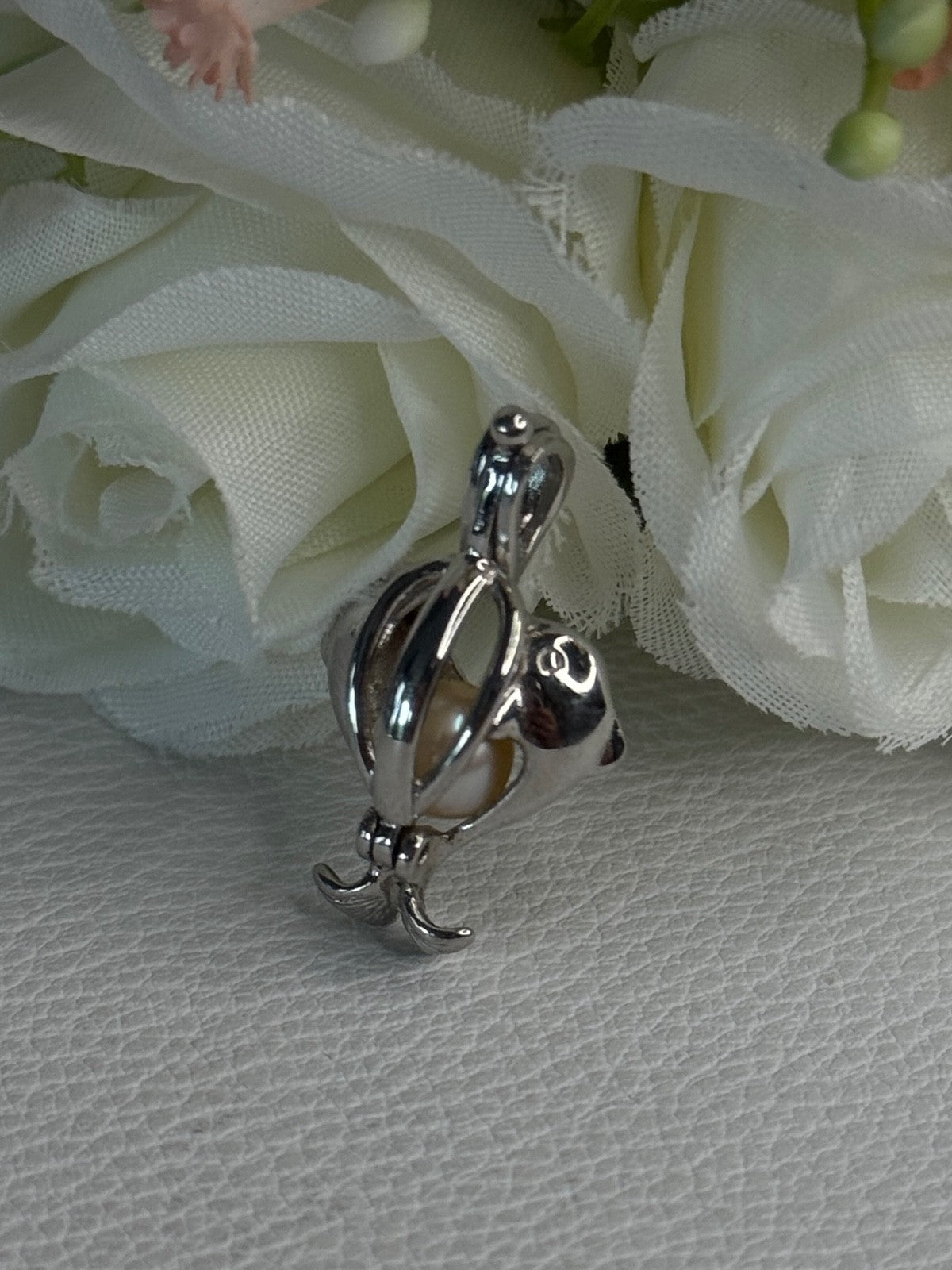 925 Sterling Silver Pearl Dolphins Pendant Length 1 Inch