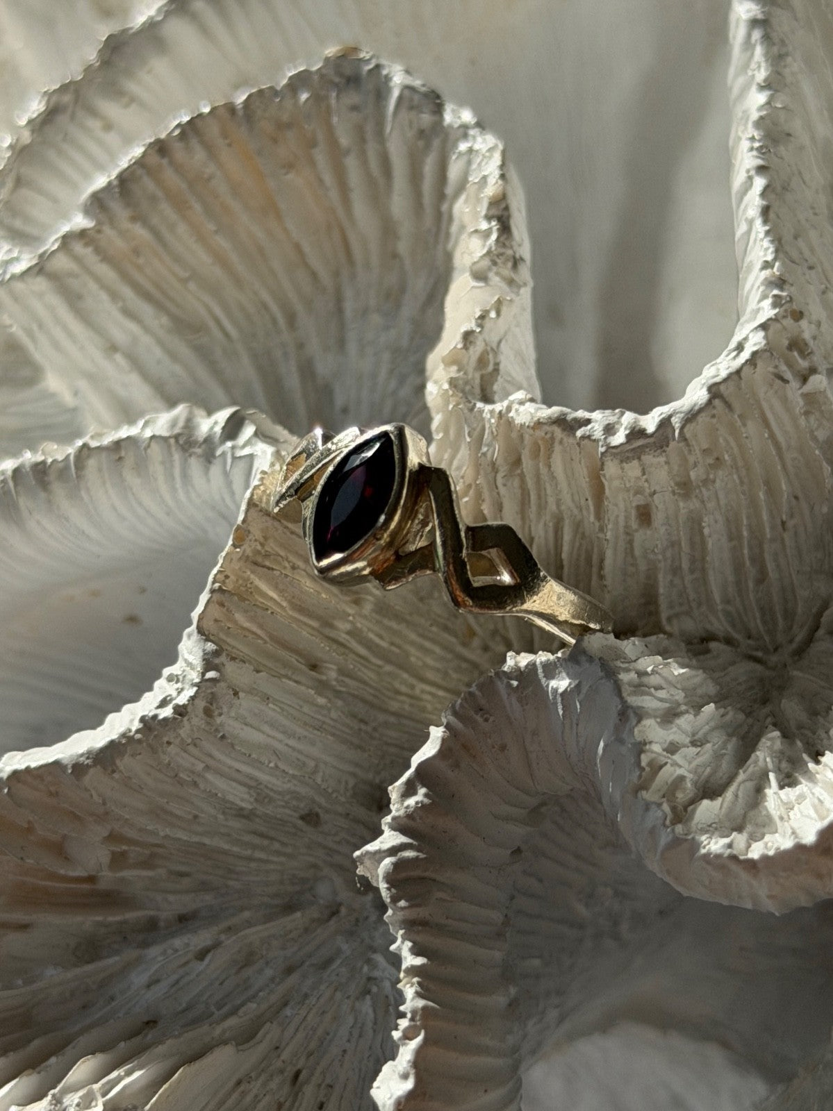 925 Sterling Silver Amethyst Ring Size 6.5