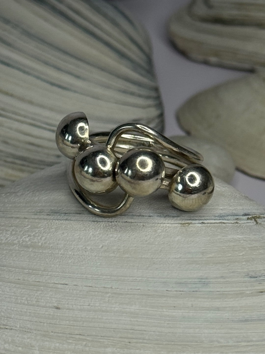 Unique Design 925 Sterling Silver Ring Size 8