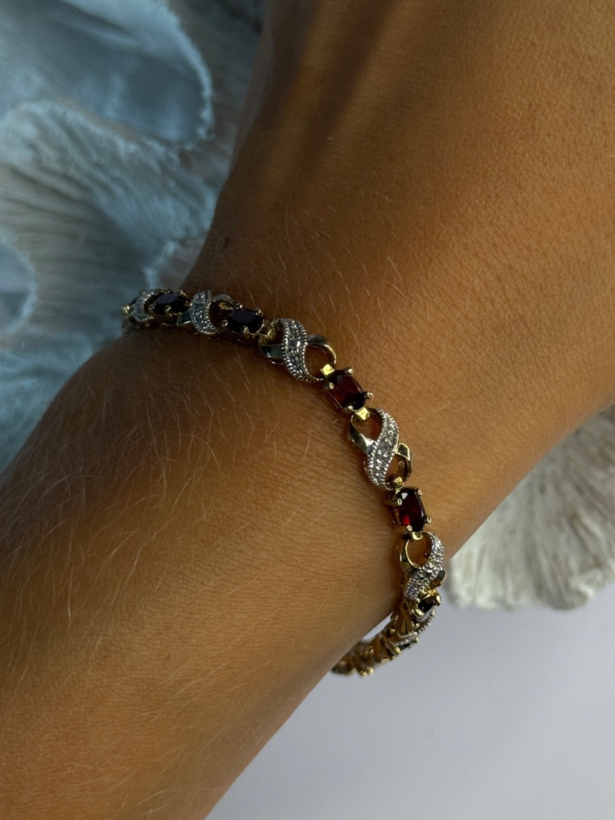 925 Sterling Silver Gold Plated Garnet Bracelet Length 7.5