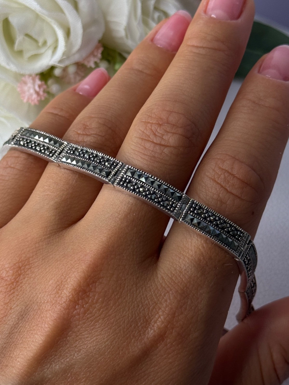 Elegant 925 Sterling Silver Marcasite Bracelet Length 8 Inch