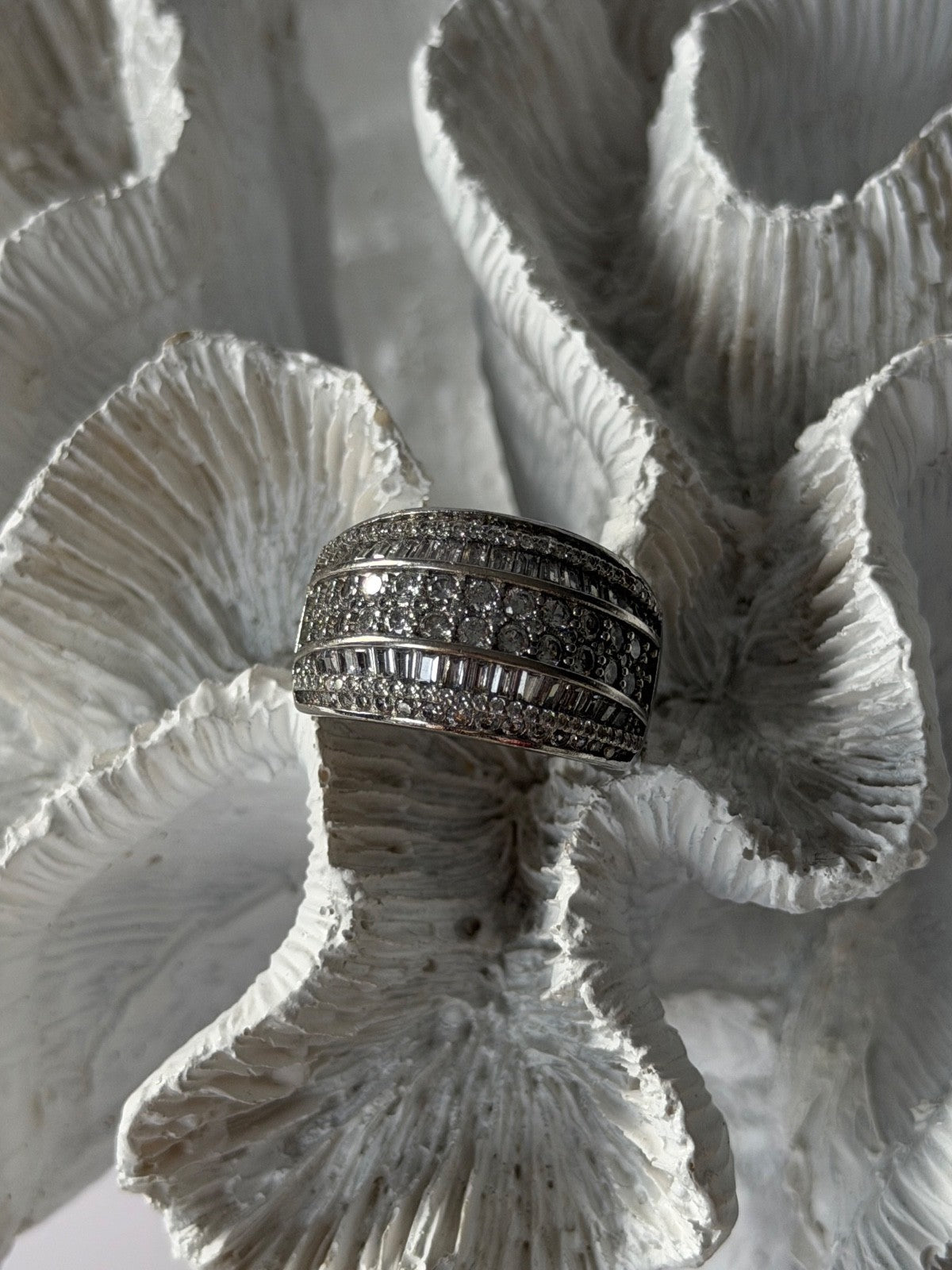 Elegant Design 925 Sterling Silver Cz Ring Size 11