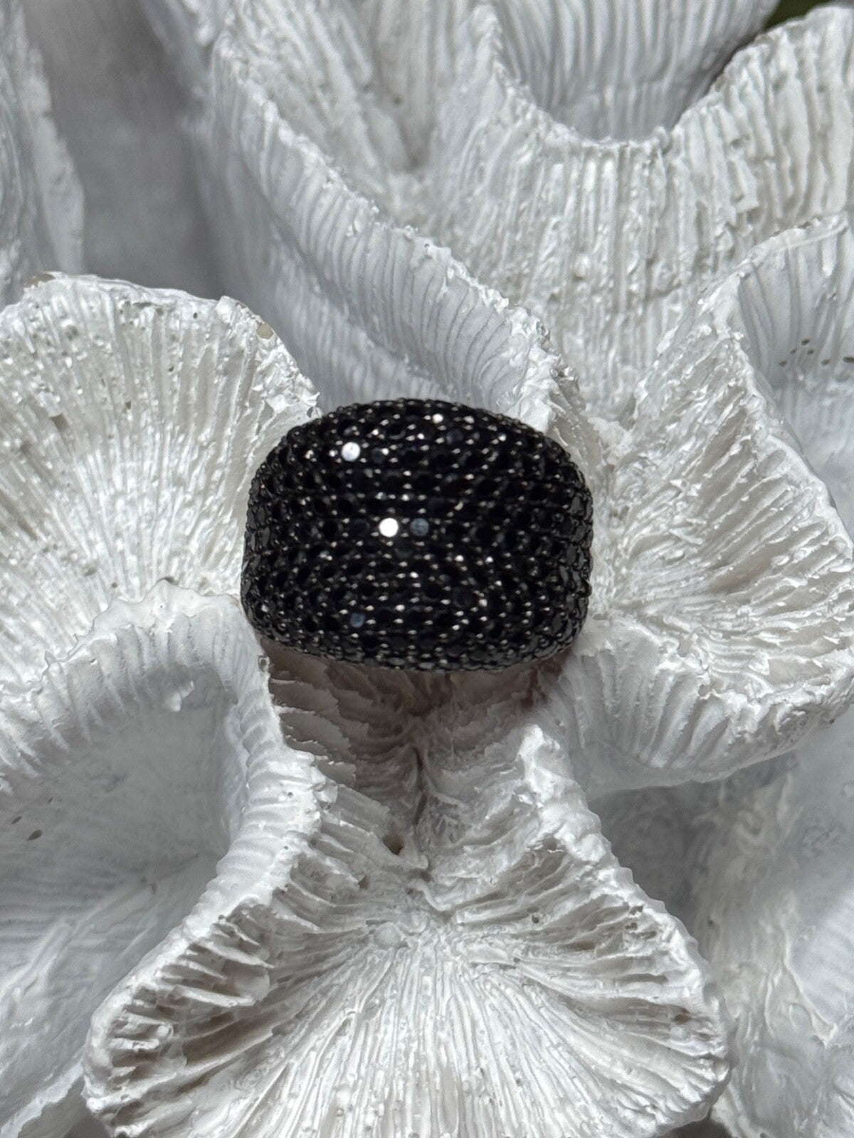 925 Sterling Silver Gold Plated Black Spinel Ring Size 8.5