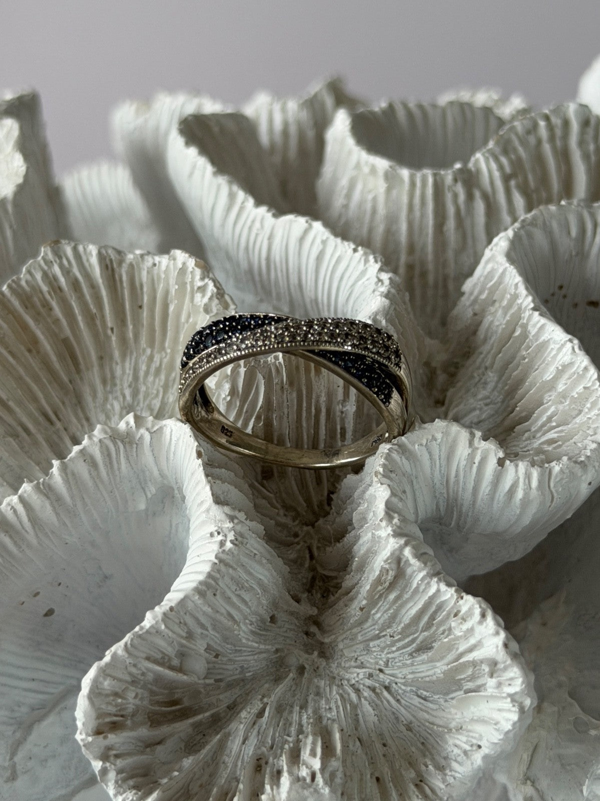 925 Sterling Silver White & Blue Spinel Ring Size 9.5
