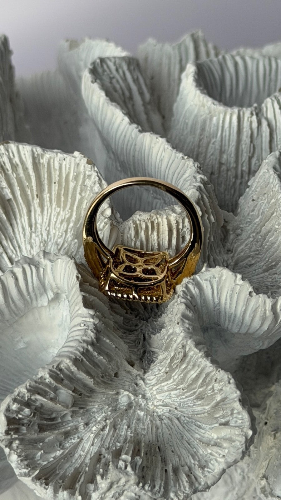 14K Yellow Gold Chocolate 1 ct & White 0.12 ct Diamond Ring Size 5.5