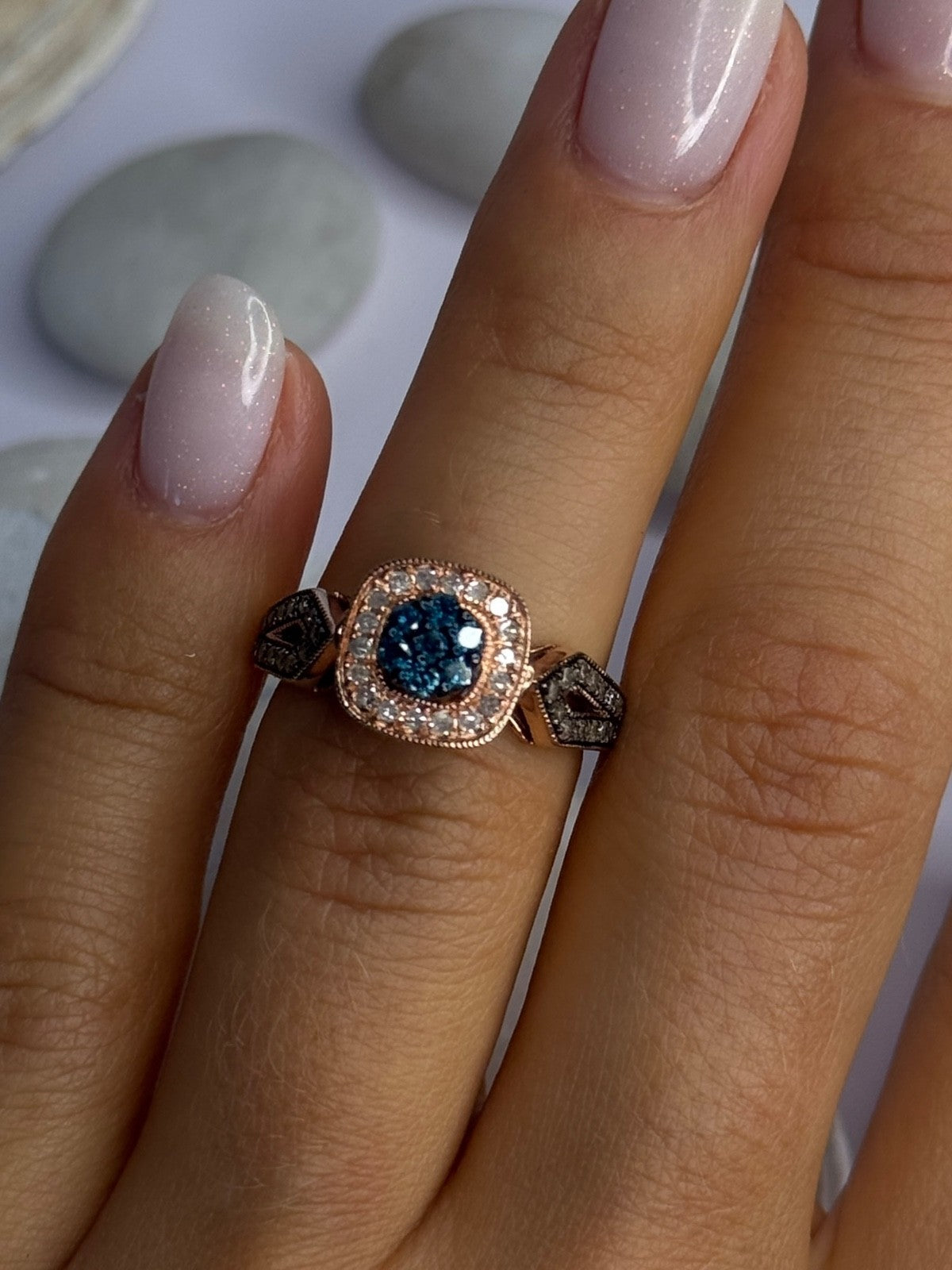10K Rose Gold 0.5 Carat Clear & Teal Blue Dimond Ring Size 6